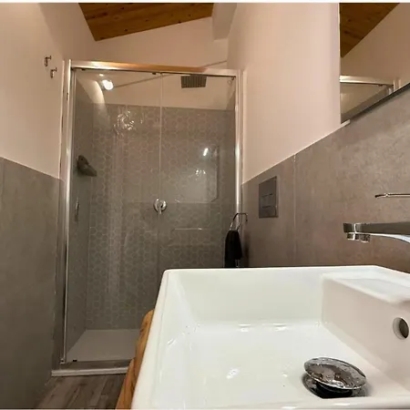 Апартаменты Borgo 84 Olimpia Con Piscina Fronte Mare