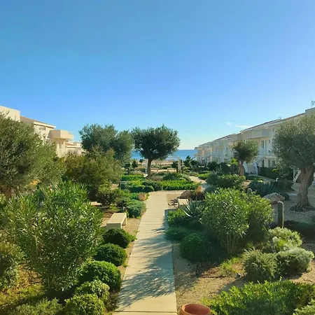 Borgo 84 Olimpia Con Piscina Fronte Mare Апартаменты